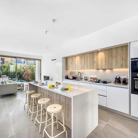 فيلة Azure Seaview - Garnet *