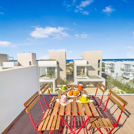 Azure Seaview - Garnet Protaras