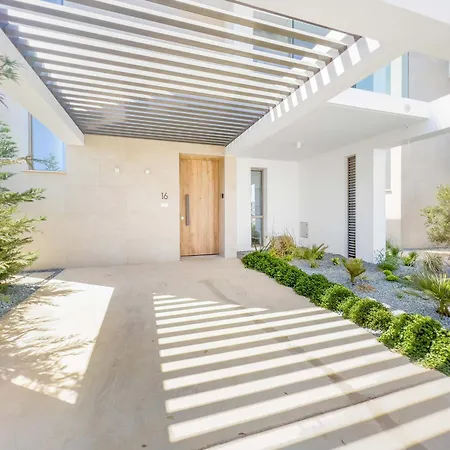 Azure Seaview - Garnet Villa