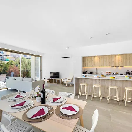 Villa Azure Seaview - Garnet